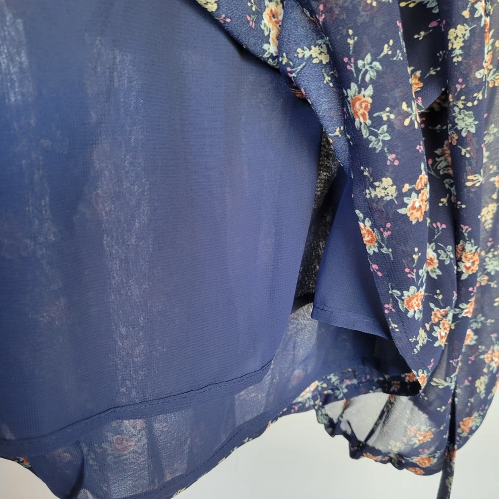 Pleione Blouse Women’s Navy Floral Long Sleeve Top Ruffle Smocked Cottage | Sz L - Picture 8 of 13